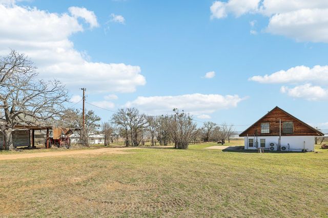 131 & 132 Blue Bird LN, Tow, TX 78672