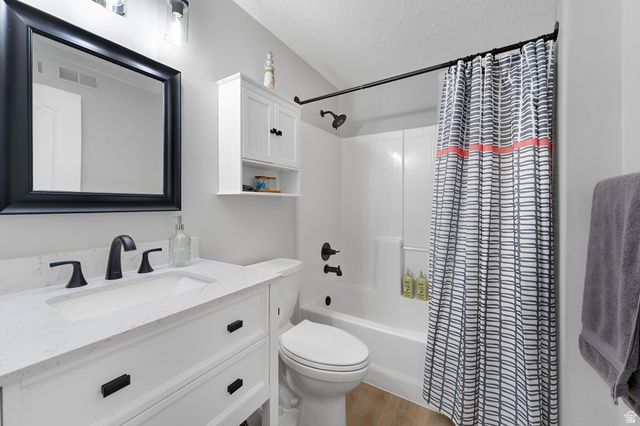 244 W ALPINE DR, Saratoga Springs, UT 84045