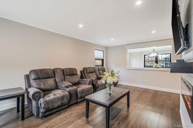 665 Mount Sinai Coram Road, Mount Sinai, NY 11766