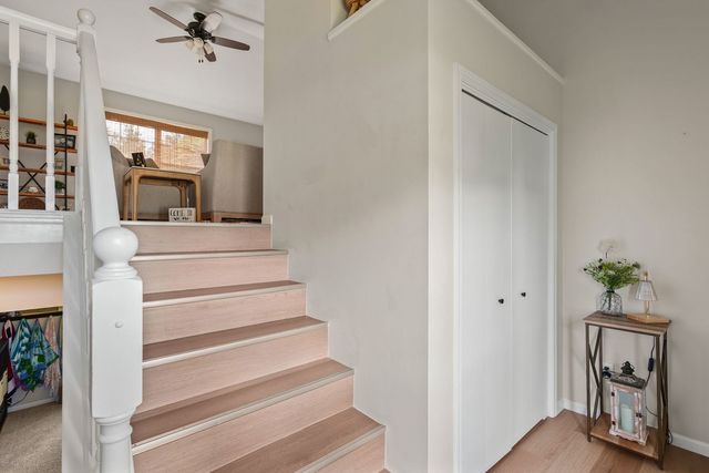 6526 Silvercreek Drive, Davenport, IA 52806