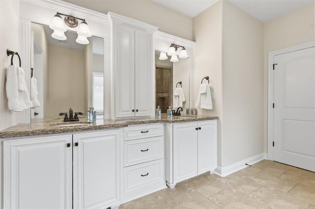 1327 W Eagles Nest, Lake Charles, LA 70611