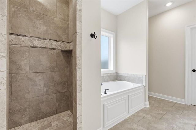 1327 W Eagles Nest, Lake Charles, LA 70611