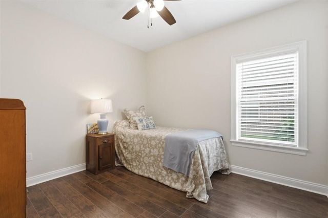 1327 W Eagles Nest, Lake Charles, LA 70611