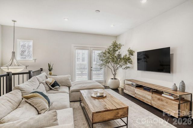 3800 Sky Haven Drive, Charlotte, NC 28209