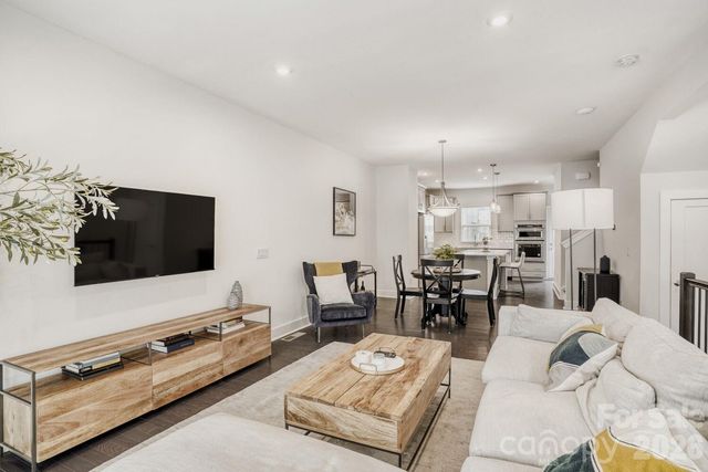 3800 Sky Haven Drive, Charlotte, NC 28209