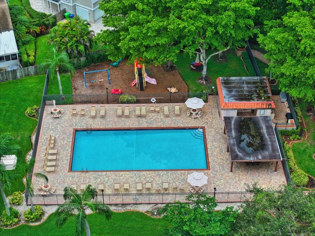 15813 W Waterside Circle 206, Sunrise, FL 33326