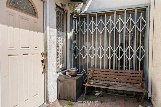 9024 Willis, Panorama City (los Angeles), CA 91402