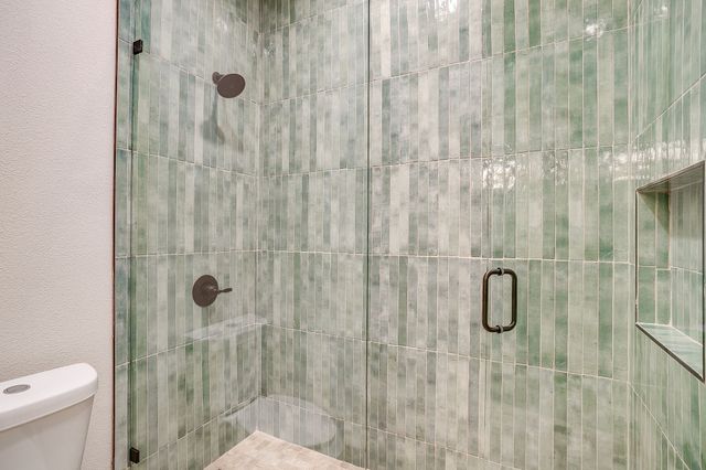 553 Royal Santana Run, Weatherford, TX 76087