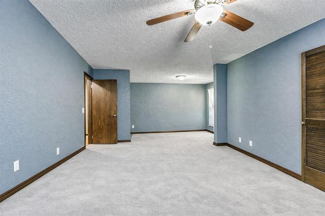 809 Lakeside Circle, Edmond, OK 73012