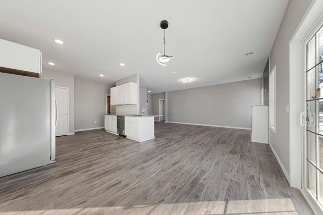 2702 Park Avenue NW, Faribault, MN 55021