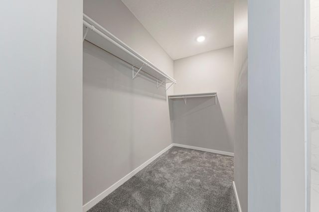 2702 Park Avenue NW, Faribault, MN 55021