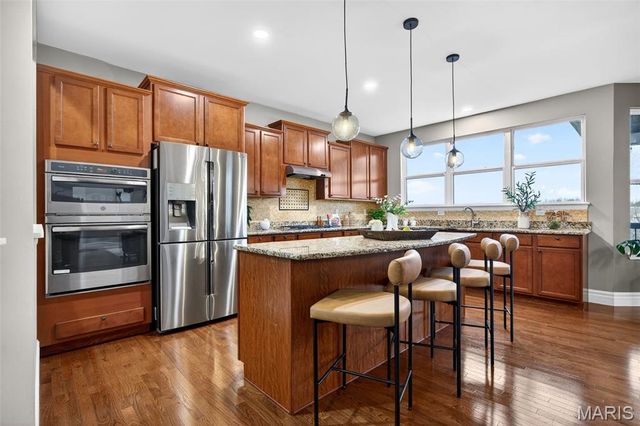 468 Maple Rise Path, Chesterfield, MO 63005