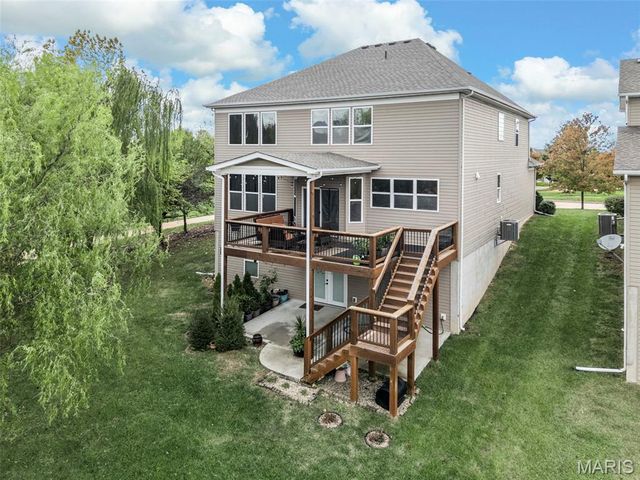 468 Maple Rise Path, Chesterfield, MO 63005