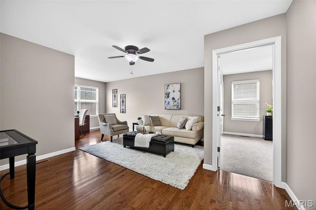 468 Maple Rise Path, Chesterfield, MO 63005