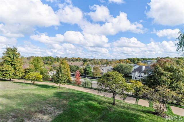 468 Maple Rise Path, Chesterfield, MO 63005