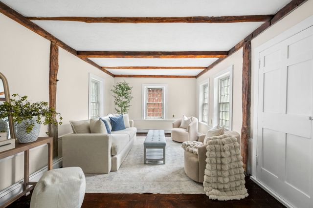 637 Union Street, Rockland, MA 02370