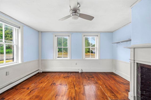 637 Union Street, Rockland, MA 02370