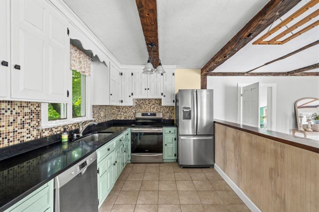 637 Union Street, Rockland, MA 02370