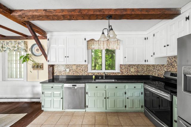637 Union Street, Rockland, MA 02370