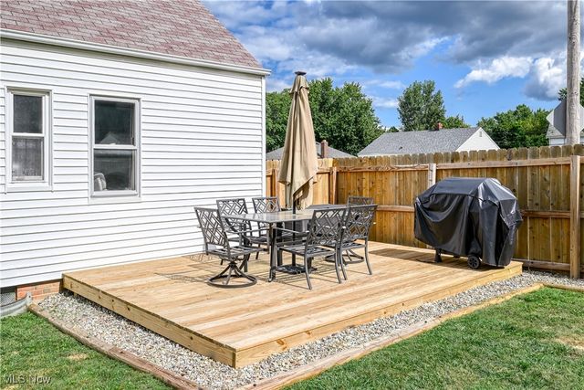 28886 Hazel Avenue, Wickliffe, OH 44092