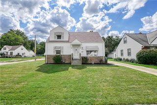 28886 Hazel Avenue, Wickliffe, OH 44092
