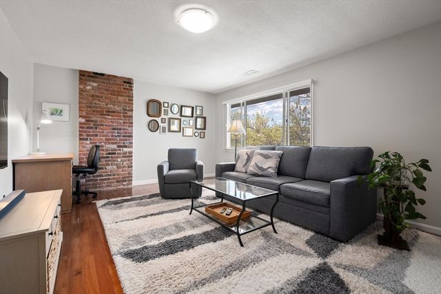 282 Mount Auburn 282, Watertown, MA 02472