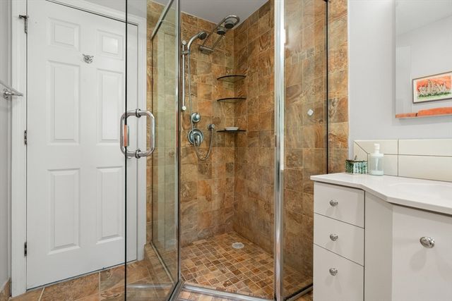 282 Mount Auburn 282, Watertown, MA 02472