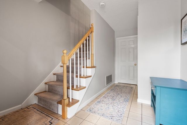 282 Mount Auburn 282, Watertown, MA 02472