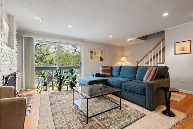 282 Mount Auburn 282, Watertown, MA 02472