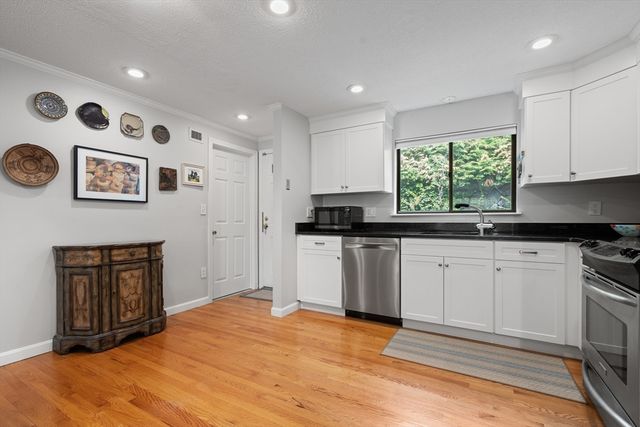 282 Mount Auburn 282, Watertown, MA 02472