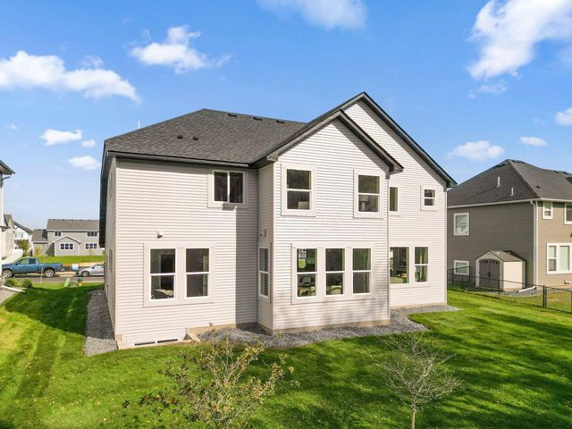 7698 22nd Avenue E, Shakopee, MN 55379