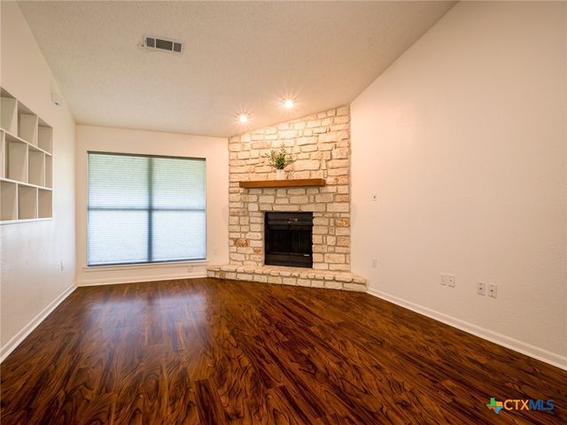 303 Stewart Street, Marble Falls, TX 78654