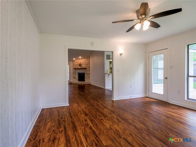 303 Stewart Street, Marble Falls, TX 78654