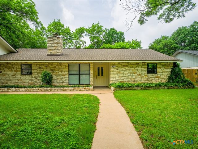 303 Stewart Street, Marble Falls, TX 78654