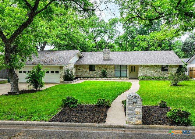 303 Stewart Street, Marble Falls, TX 78654
