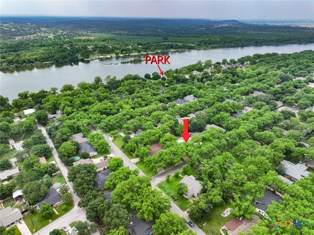 303 Stewart Street, Marble Falls, TX 78654