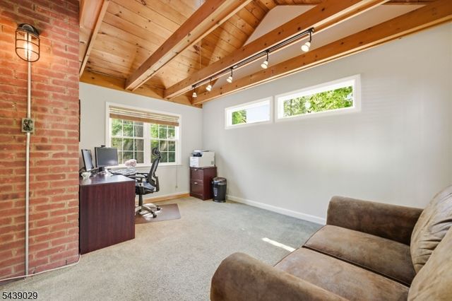 62 Fells Rd, Verona Twp., NJ 07044