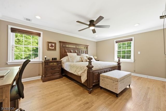 62 Fells Rd, Verona Twp., NJ 07044