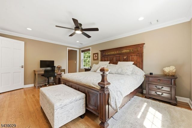 62 Fells Rd, Verona Twp., NJ 07044