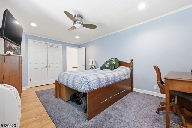 62 Fells Rd, Verona Twp., NJ 07044