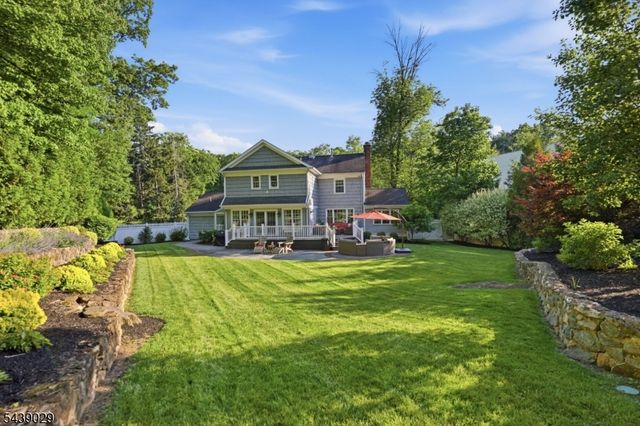 62 Fells Rd, Verona Twp., NJ 07044