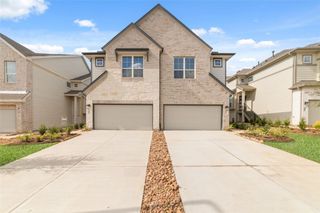 131 W Coralburst Loop, Montgomery, TX 77316
