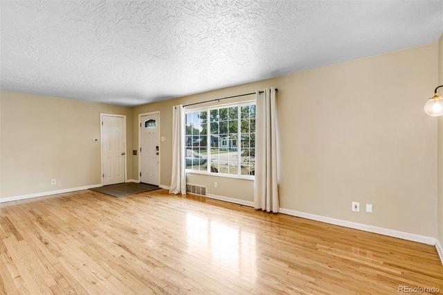 5275 Dudley Street, Arvada, CO 80002