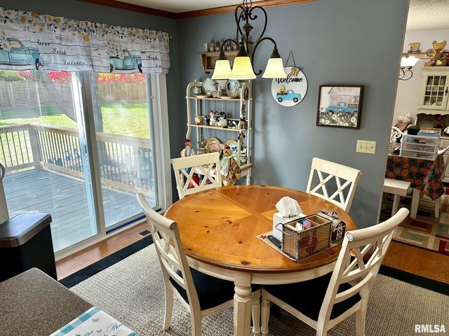 307 Westwinds Drive, Jacksonville, IL 62650