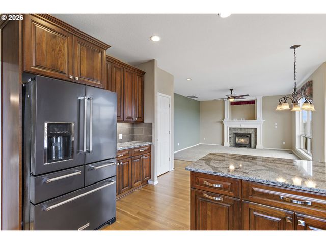 16490 Sw TAFT Ct, Beaverton, OR 97007