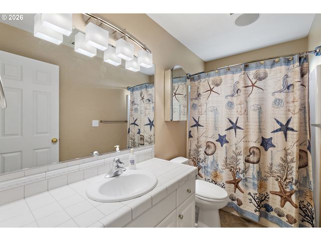 16490 Sw TAFT Ct, Beaverton, OR 97007