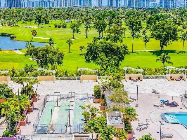 20301 W Country Club Drive 1023, Aventura, FL 33180