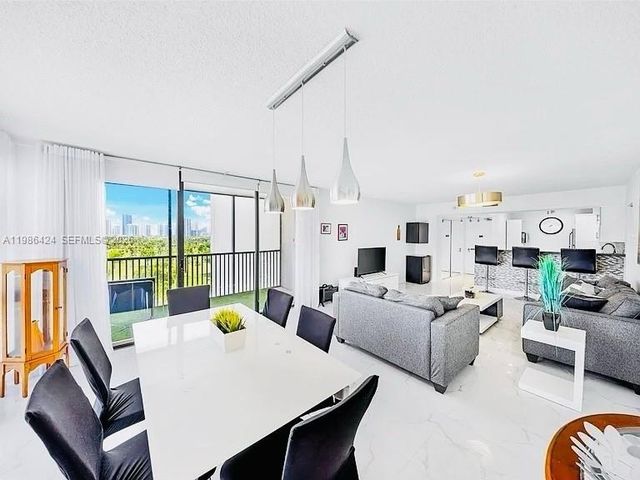 20301 W Country Club Drive 1023, Aventura, FL 33180