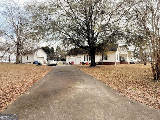 1142 Mulberry Place, Dudley, GA 31022