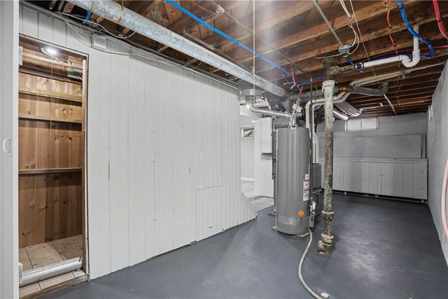 360 Wilson Avenue SW, Cedar Rapids, IA 52404